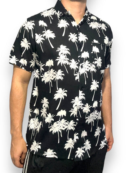 Camisa Hawaiana de Caballero Estampado Negro de Palmeras