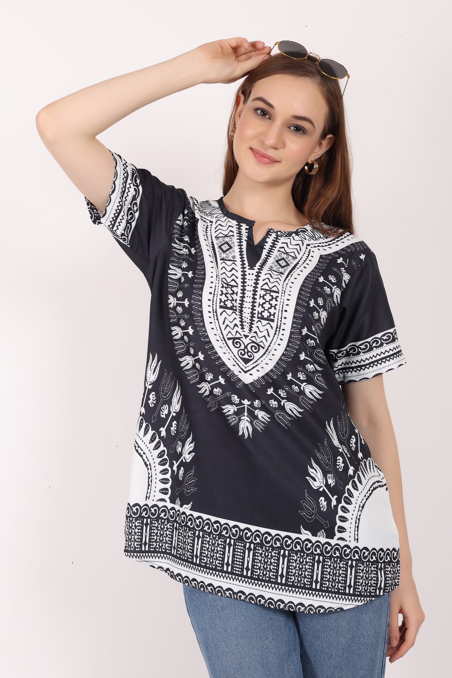 Blusa Afrocaribeña de Dama Estampado Negro con Blanco